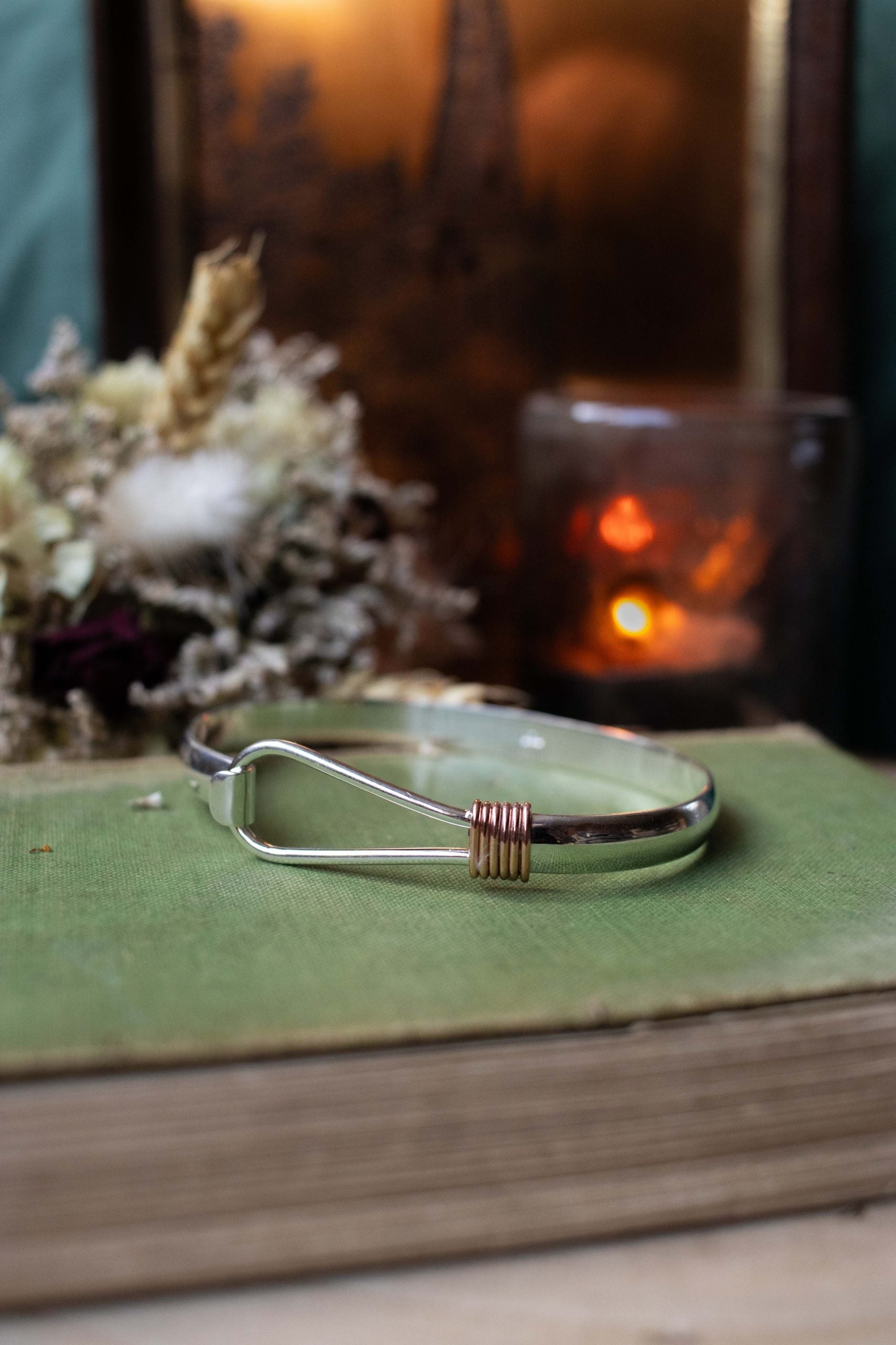 How do I measure my wrist for a bracelet?