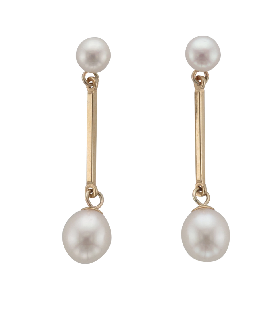 9ct Yellow Gold Fresh Water Pearl And Cubic Zirconia Stud Earrings – Shiels  Jewellers